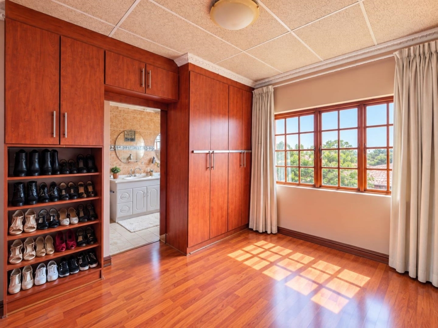 4 Bedroom Property for Sale in Ladybrand Free State